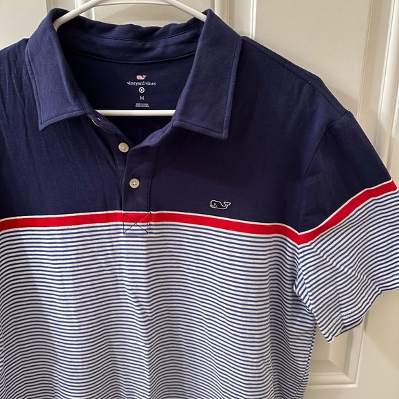 Vineyard vines polo shirt - Picture 2 of 4